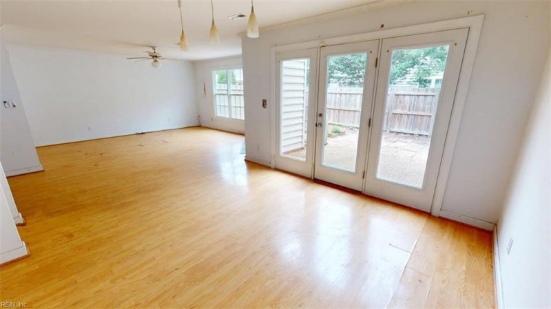 Photo 15 of 50 residential for sale in James City County virginia