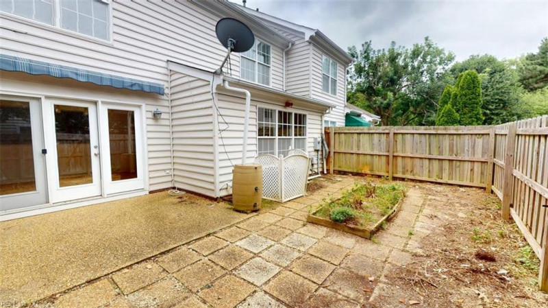 Photo 41 of 50 residential for sale in James City County virginia