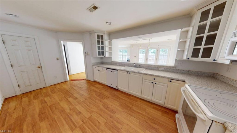 Photo 6 of 50 residential for sale in James City County virginia