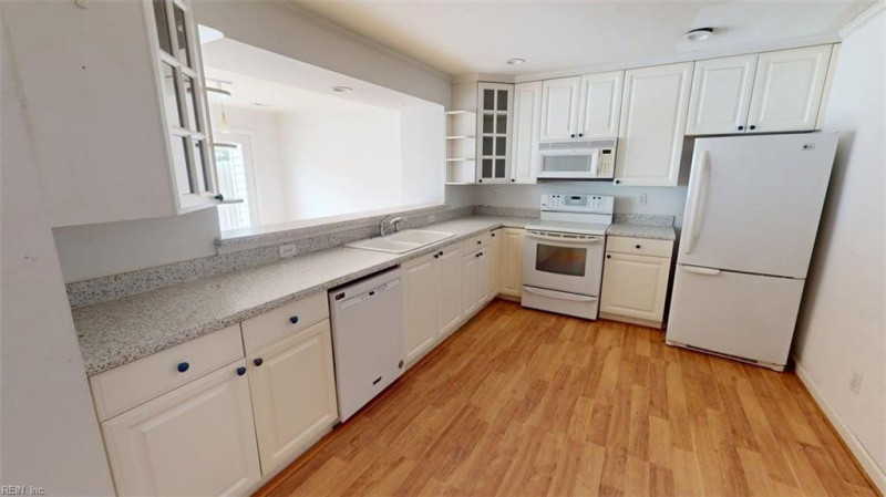 Photo 8 of 50 residential for sale in James City County virginia