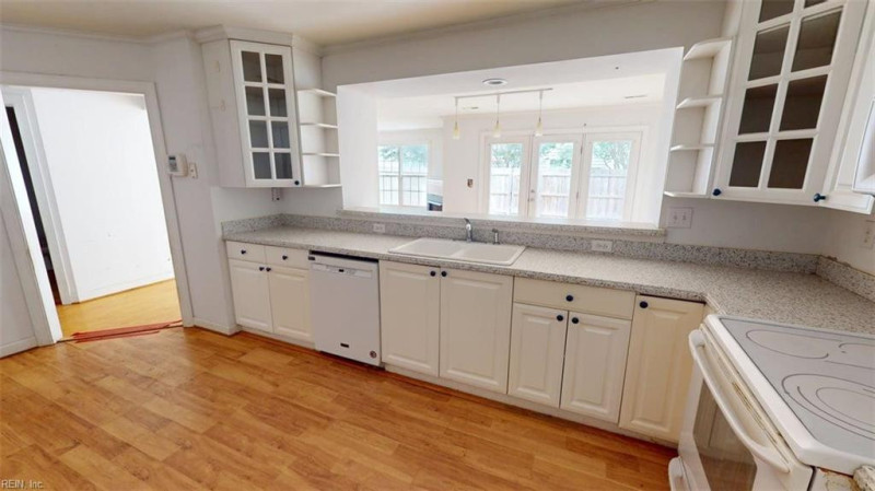 Photo 9 of 50 residential for sale in James City County virginia