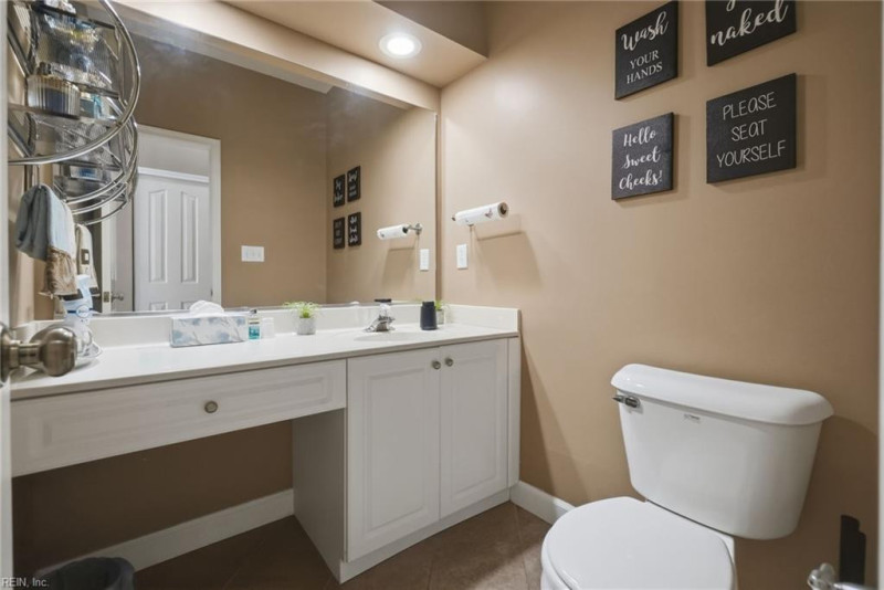 Photo 14 of 37 residential for sale in Chesapeake virginia