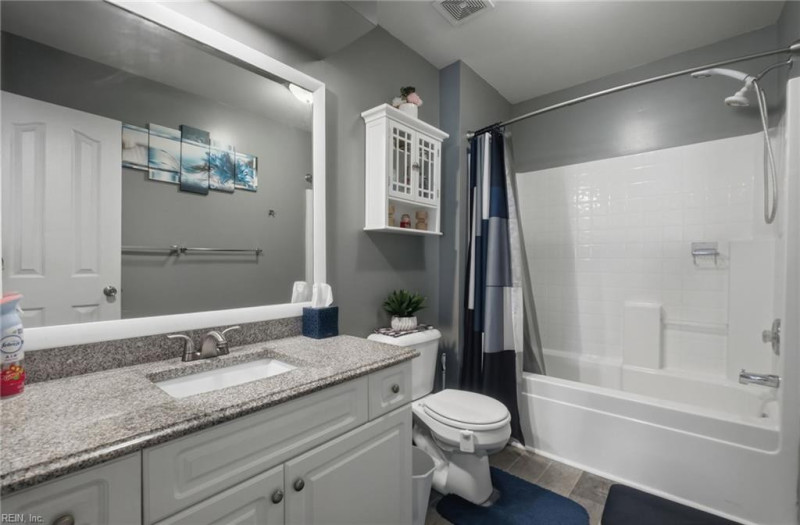 Photo 30 of 37 residential for sale in Chesapeake virginia