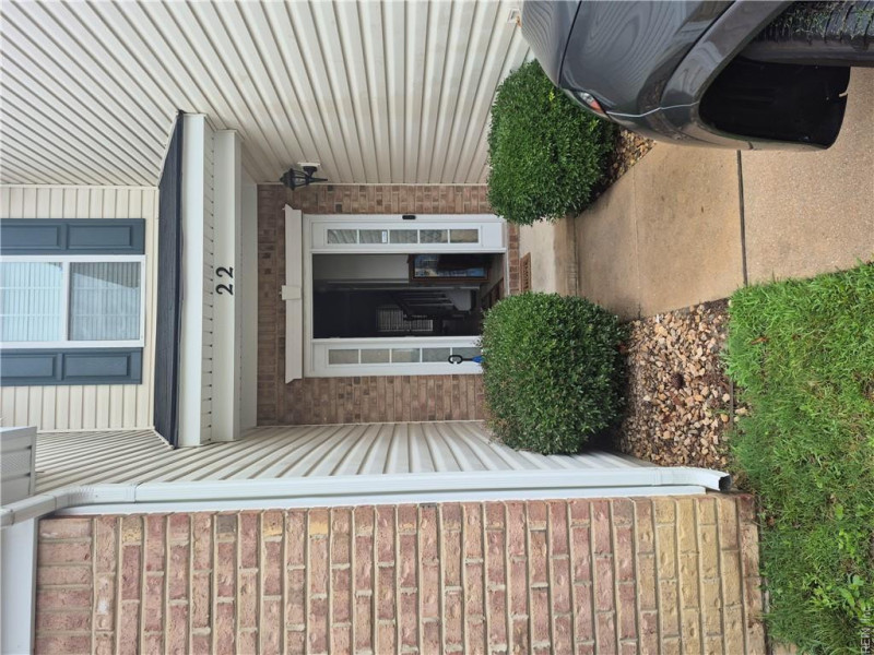 Photo 6 of 26 residential for sale in Hampton virginia