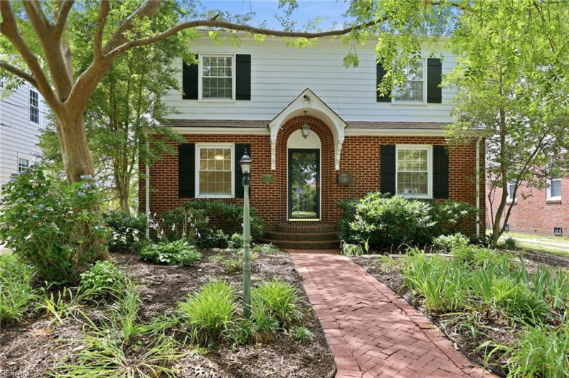 Photo 1 of 40 residential for sale in Norfolk virginia