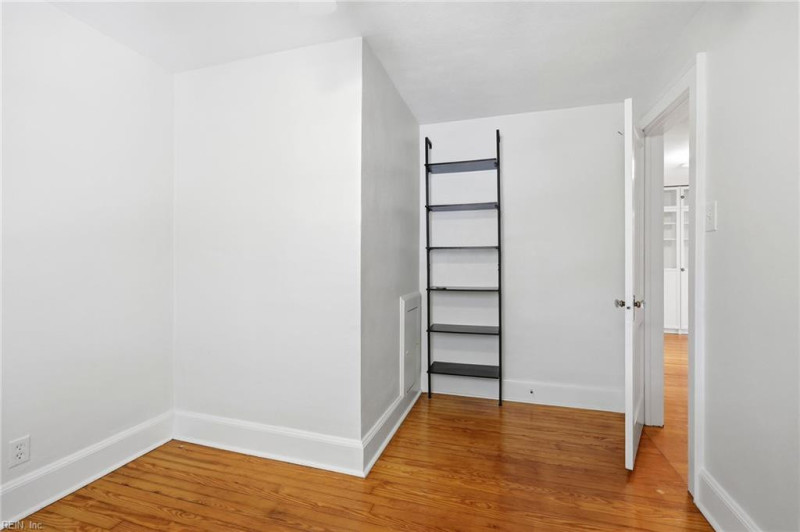 Photo 25 of 40 residential for sale in Norfolk virginia