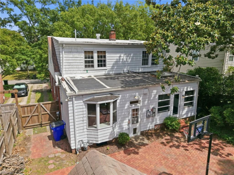 Photo 32 of 40 residential for sale in Norfolk virginia