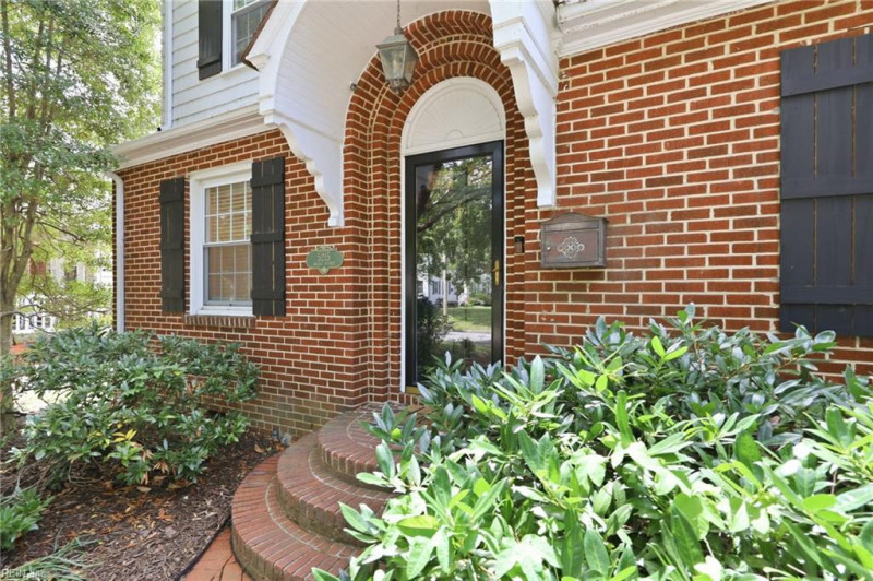 Photo 33 of 40 residential for sale in Norfolk virginia