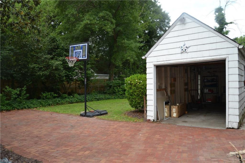Photo 41 of 44 residential for sale in Norfolk virginia
