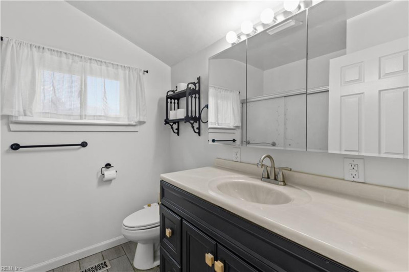 Photo 21 of 29 residential for sale in Norfolk virginia Photo 21 of 29 residential for sale in Norfolk virginia