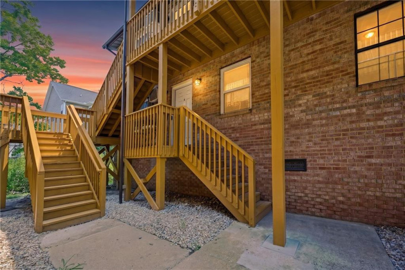 Photo 1 of 46 residential for sale in Norfolk virginia