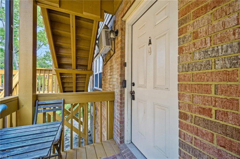 Photo 13 of 46 residential for sale in Norfolk virginia