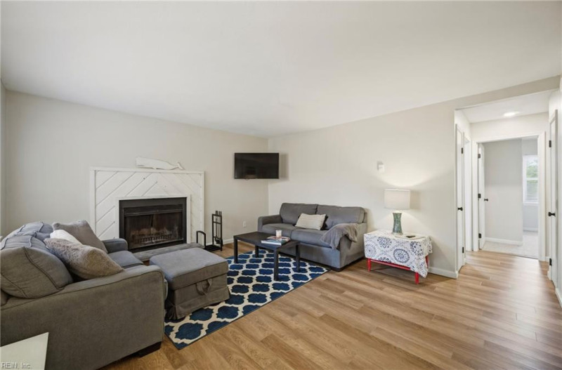 Photo 17 of 46 residential for sale in Norfolk virginia