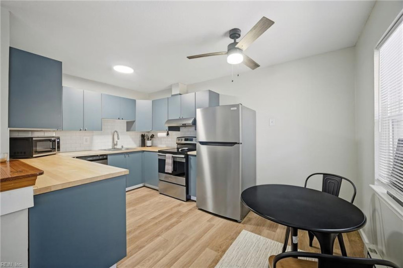 Photo 19 of 46 residential for sale in Norfolk virginia