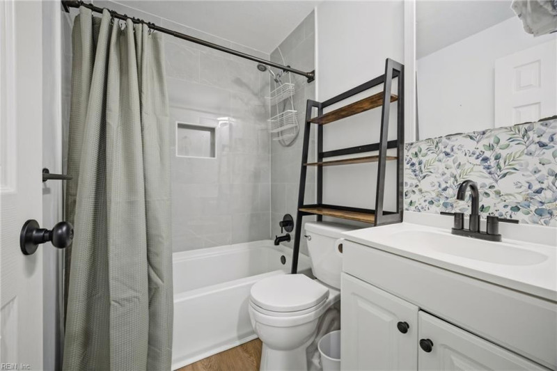 Photo 30 of 46 residential for sale in Norfolk virginia