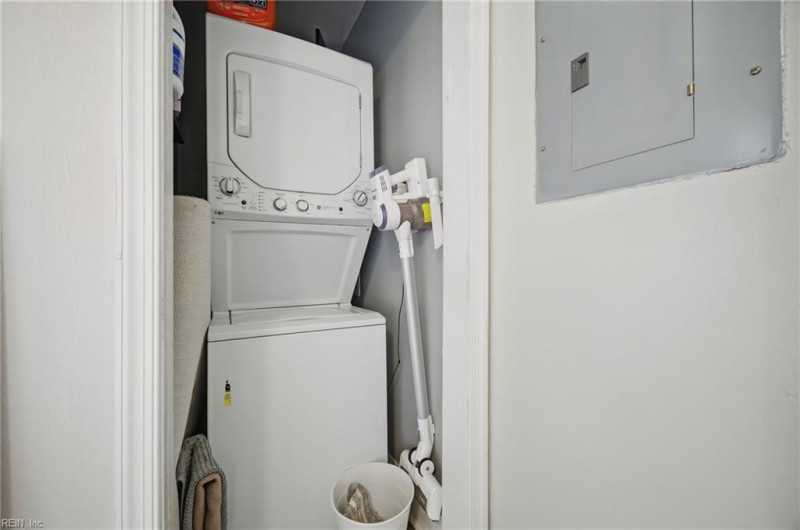 Photo 32 of 46 residential for sale in Norfolk virginia