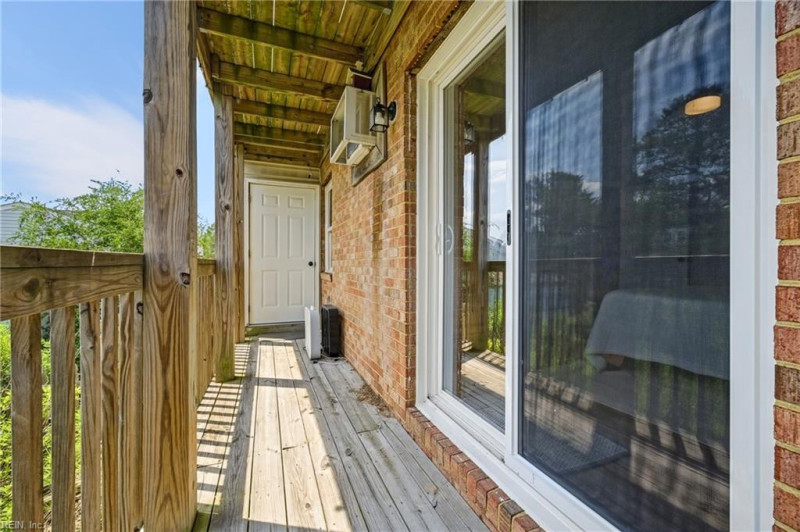 Photo 34 of 46 residential for sale in Norfolk virginia