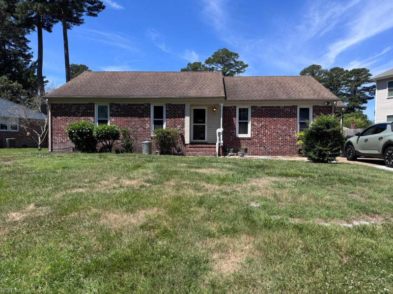 Photo 1 of 32 residential for sale in Virginia Beach virginia