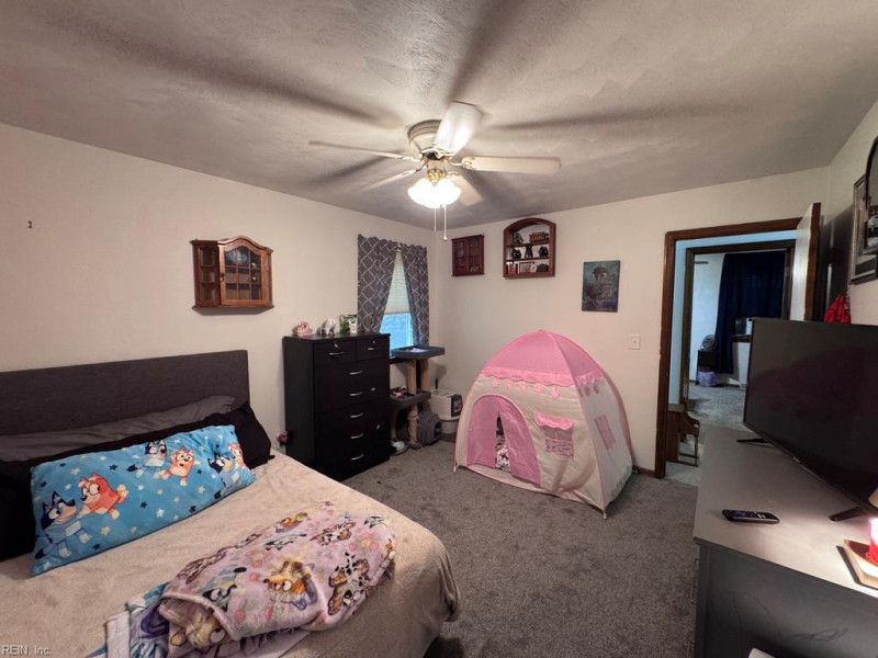 Photo 23 of 32 residential for sale in Virginia Beach virginia