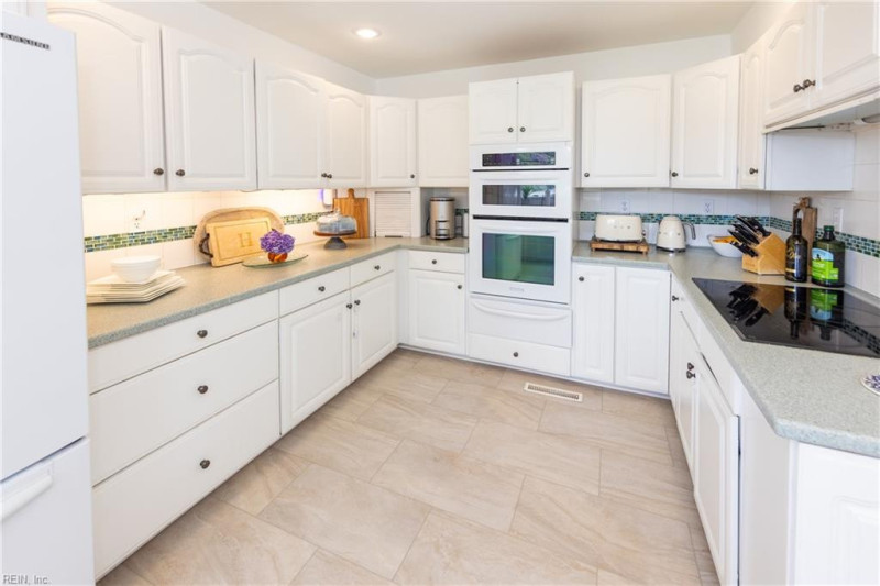 Photo 26 of 50 residential for sale in Virginia Beach virginia