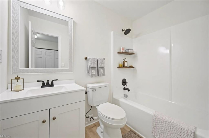 Photo 18 of 26 residential for sale in Virginia Beach virginia