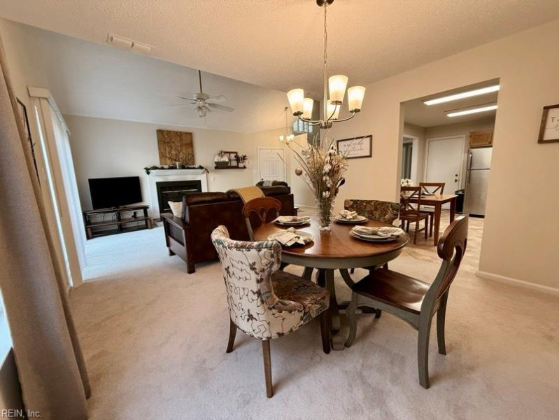 Photo 7 of 18 residential for sale in Chesapeake virginia