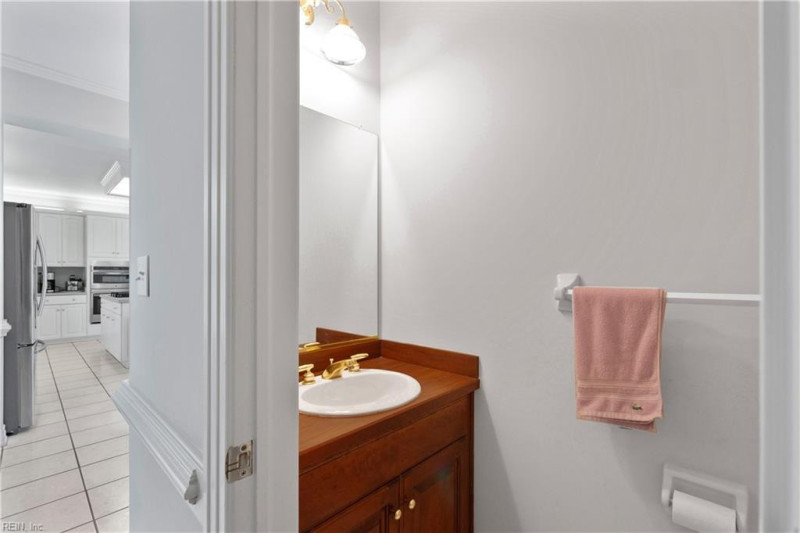 Photo 14 of 33 residential for sale in Norfolk virginia