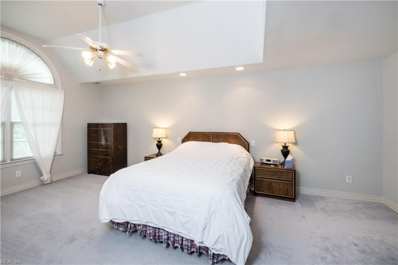 Photo 16 of 33 residential for sale in Norfolk virginia