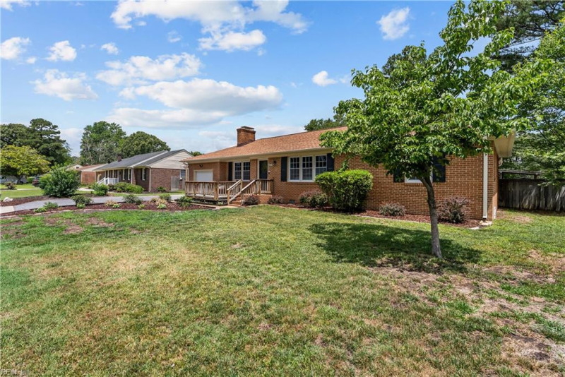 Photo 2 of 44 residential for sale in Chesapeake virginia