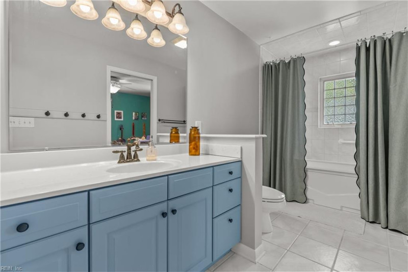 Photo 34 of 44 residential for sale in Chesapeake virginia