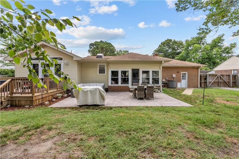 Photo 40 of 44 residential for sale in Chesapeake virginia