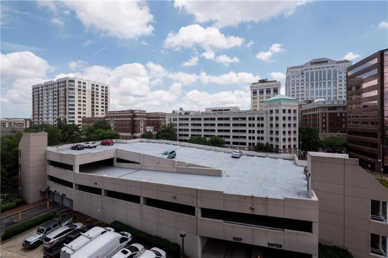 Photo 17 of 33 residential for sale in Norfolk virginia