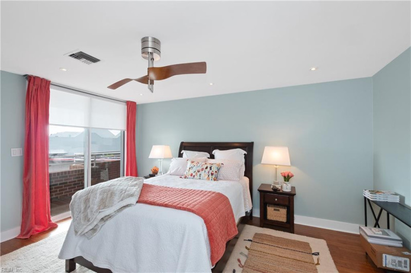 Photo 19 of 33 residential for sale in Norfolk virginia
