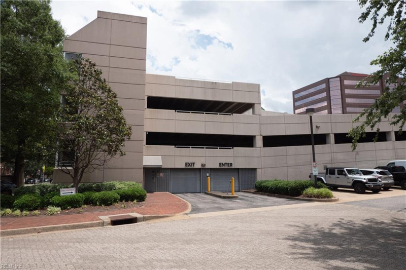 Photo 25 of 33 residential for sale in Norfolk virginia