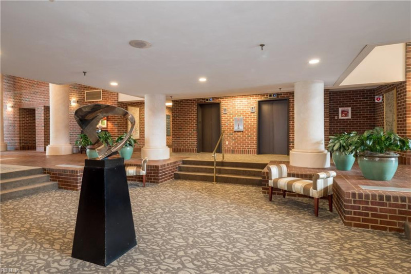 Photo 27 of 33 residential for sale in Norfolk virginia