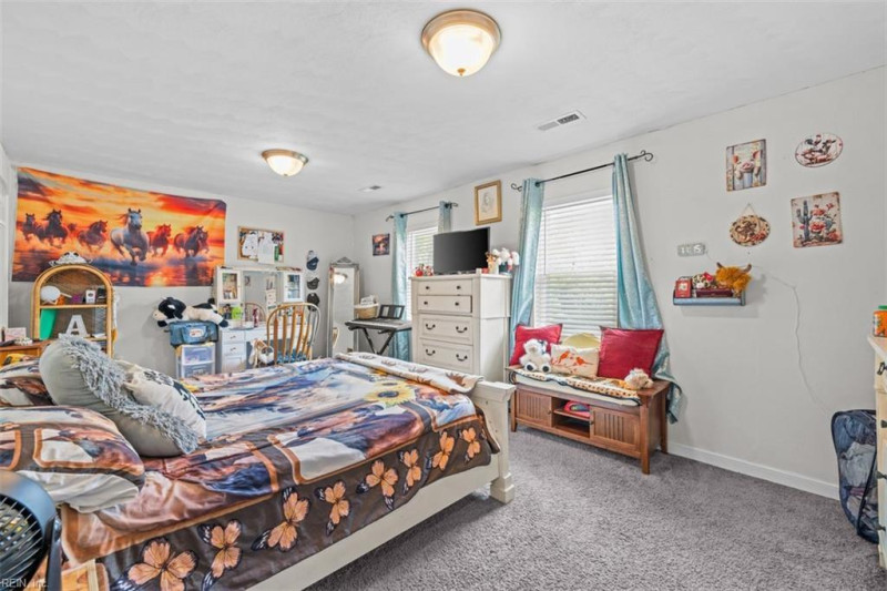 Photo 11 of 17 residential for sale in Chesapeake virginia Photo 11 of 17 residential for sale in Chesapeake virginia