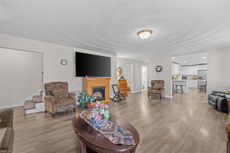 Photo 5 of 17 residential for sale in Chesapeake virginia Photo 5 of 17 residential for sale in Chesapeake virginia