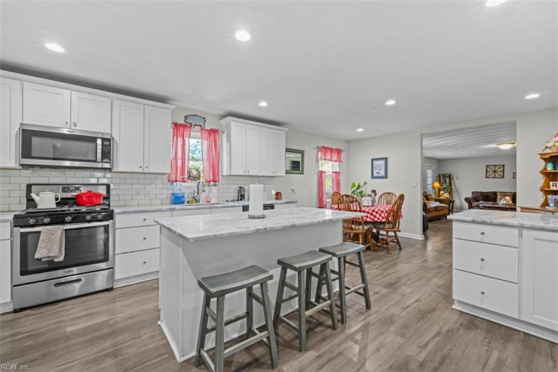 Photo 6 of 17 residential for sale in Chesapeake virginia Photo 6 of 17 residential for sale in Chesapeake virginia