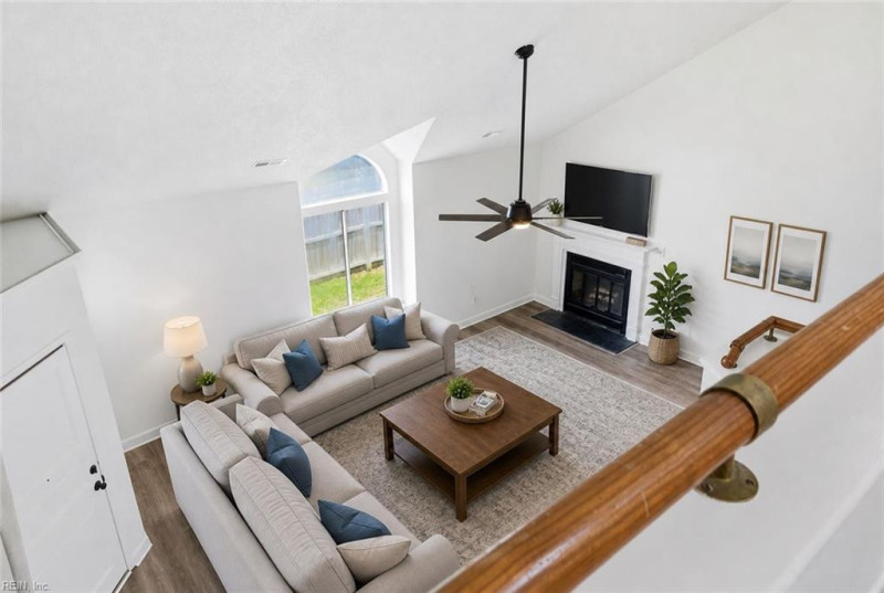 Photo 3 of 34 residential for sale in Virginia Beach virginia