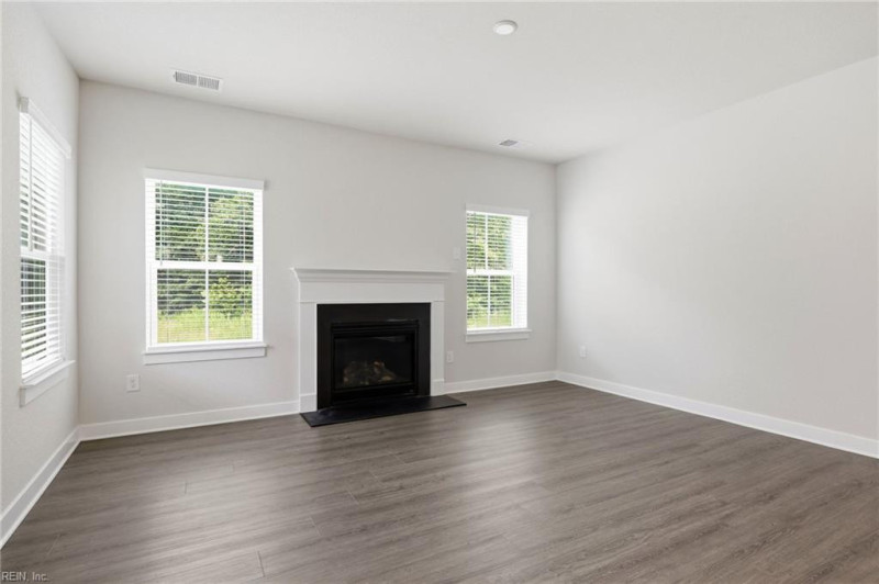 Photo 14 of 47 residential for sale in Isle of Wight County virginia