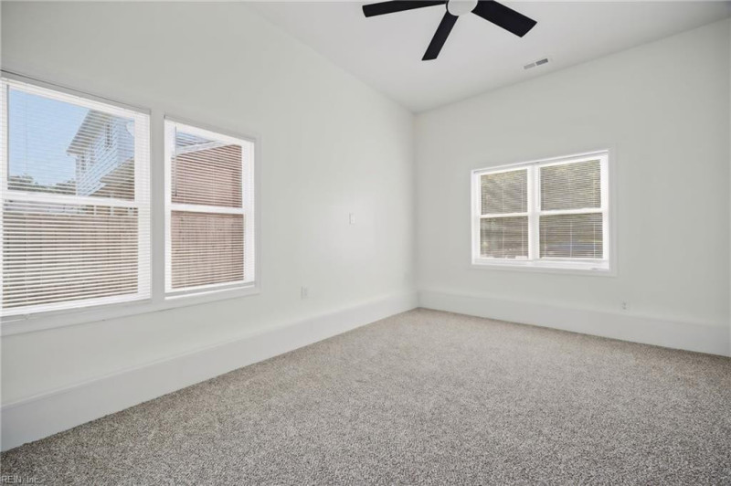 Photo 14 of 44 residential for sale in Newport News virginia