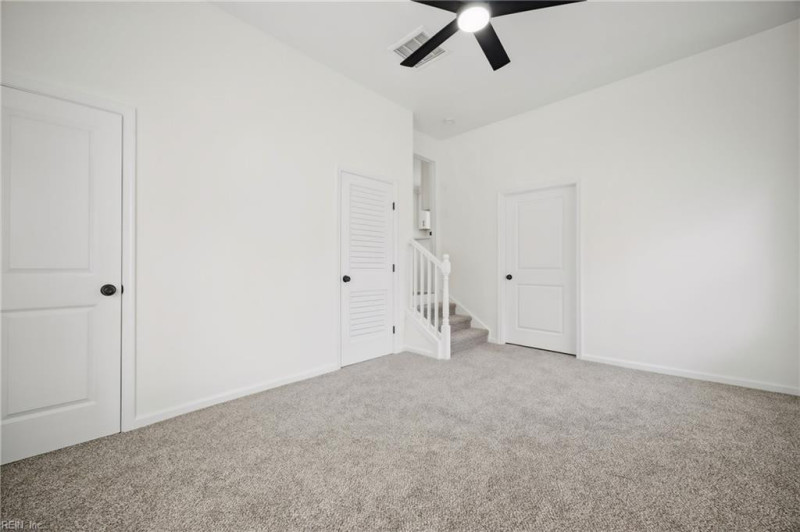 Photo 15 of 44 residential for sale in Newport News virginia