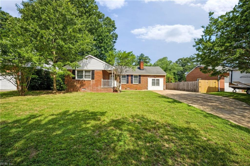 Photo 3 of 44 residential for sale in Newport News virginia
