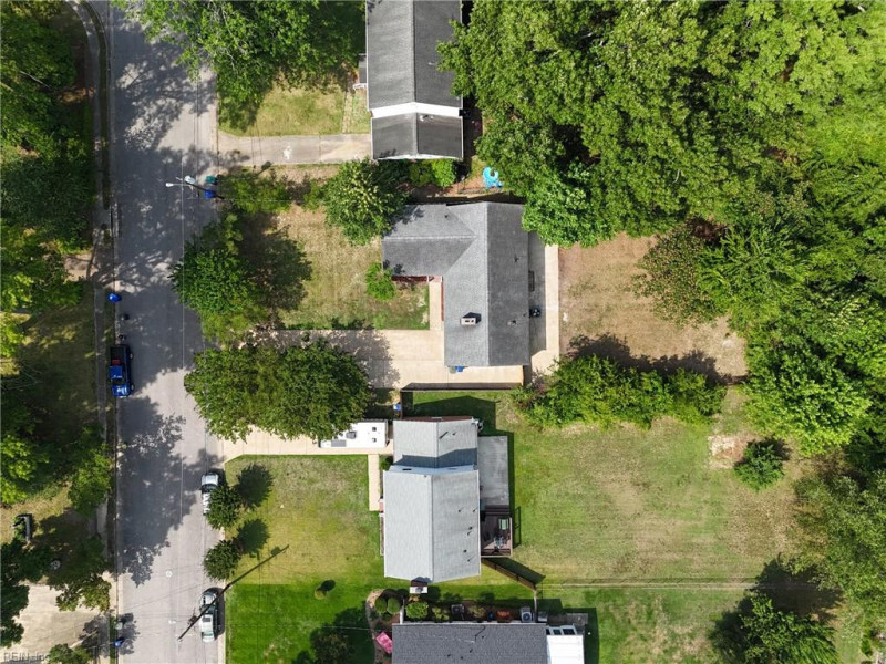 Photo 31 of 44 residential for sale in Newport News virginia