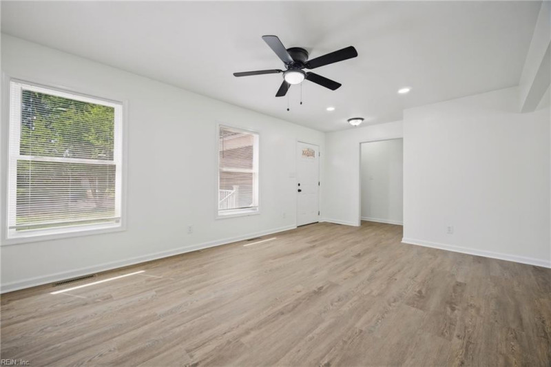 Photo 7 of 44 residential for sale in Newport News virginia
