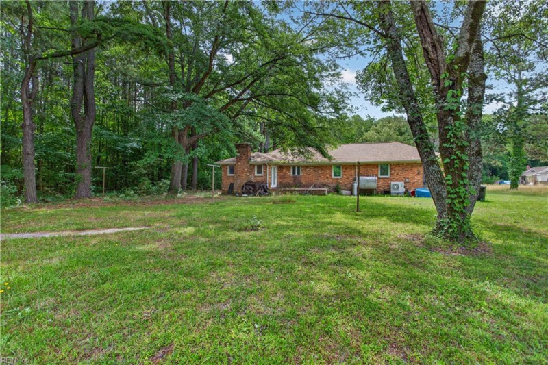 Photo 12 of 13 residential for sale in Virginia Beach virginia
