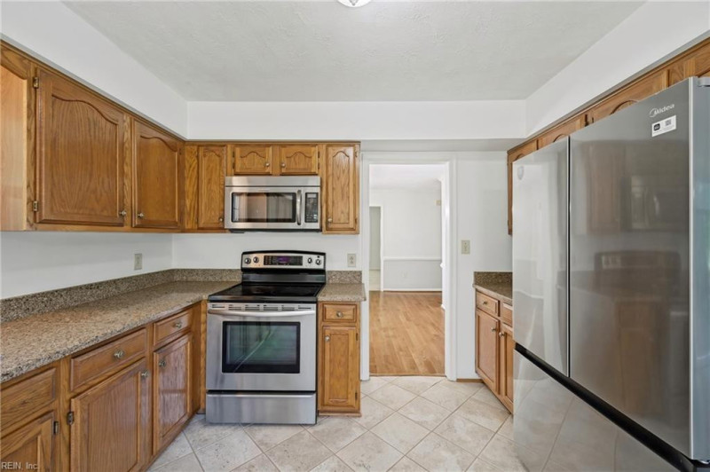Photo 13 of 47 residential for sale in Newport News virginia Photo 13 of 47 residential for sale in Newport News virginia