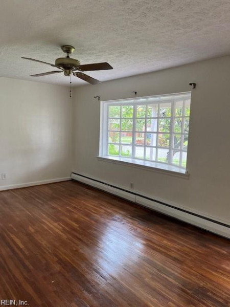 Photo 5 of 25 residential for sale in Norfolk virginia