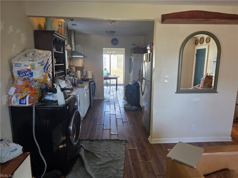 Photo 2 of 11 residential for sale in Norfolk virginia