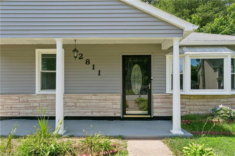 Photo 2 of 32 residential for sale in Hampton virginia